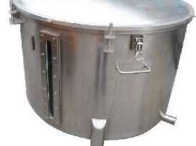 500 L tank with dished sealable lid - picture0' - Click to enlarge