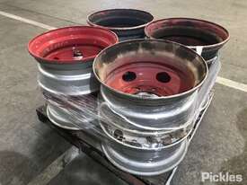 1 Pallet Of 8x 8 Stud Truck Rims - picture1' - Click to enlarge
