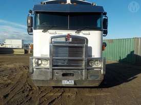 Kenworth K104B - picture0' - Click to enlarge