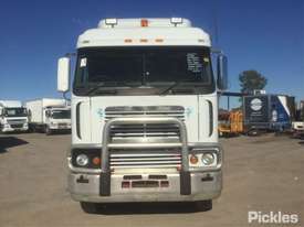 2004 Freightliner Argosy 101 - picture1' - Click to enlarge