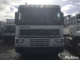 2002 Volvo FM7 - picture1' - Click to enlarge