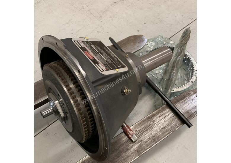 New twin disc Twin Disc PTO Power TakeOff Clutch SAE 2 SP311P2