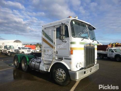 1996 Kenworth K100G