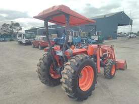 Kubota L4400 - picture1' - Click to enlarge