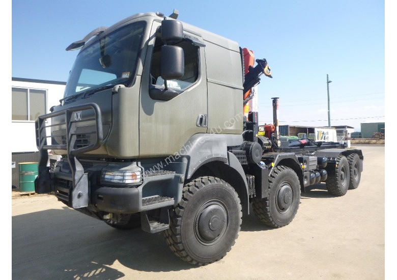caption Renault Kerax Hooklift/Bi Fold Truck