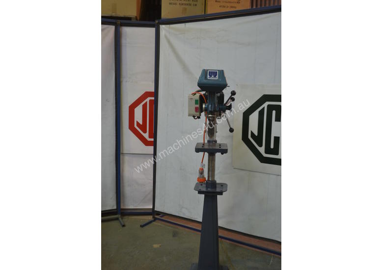 caption Waldown Pedestal Drill
