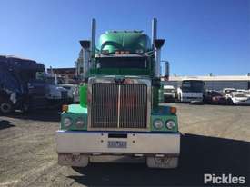 1996 Western Star 4900 - picture1' - Click to enlarge