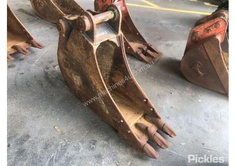 Used 260mm HKE Trenching Toothed Bucket Excavator Bucket in , - Listed ...