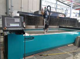 PRE-OWNED 5 AXIS WATERJET - picture1' - Click to enlarge