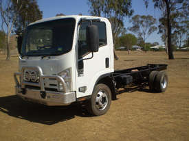 Isuzu NPR300 Cab chassis Truck - picture0' - Click to enlarge