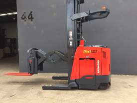 Raymond 740 DR32TT Double Reach Electric Truck, Great Condition and Value For WH - picture0' - Click to enlarge