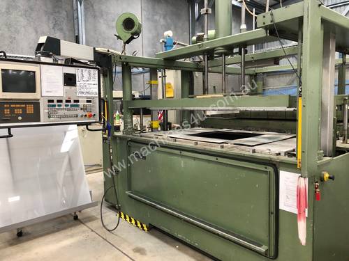 Used GEISS Thermforming Machine