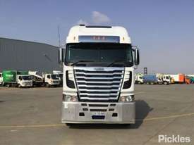 2013 Freightliner Argosy 110 - picture1' - Click to enlarge