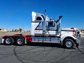 Western Star 6900 Primemover Truck - picture0' - Click to enlarge