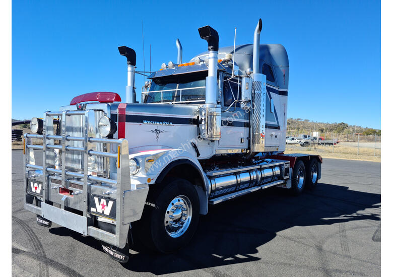 caption Western Star 6900 Primemover Truck