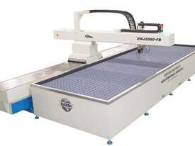 3-axis flying arm waterjet cutting machine DWJ-380-2060FB for glass cutting - picture0' - Click to enlarge