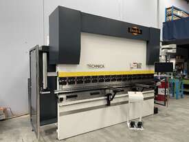 CNC Deratech Press Brake 170ton X 3200mm 7 Axis - SOLD - picture0' - Click to enlarge