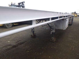 Custom Semi Flat top Trailer - picture1' - Click to enlarge