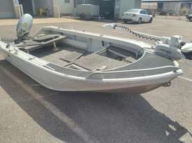 Ally Craft Shadow Mirage 425 V-punt - picture1' - Click to enlarge