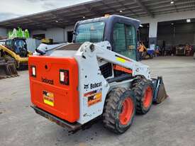 2016 BOBCAT S450 SKID STEER WITH LOW 798 HOURS - picture2' - Click to enlarge
