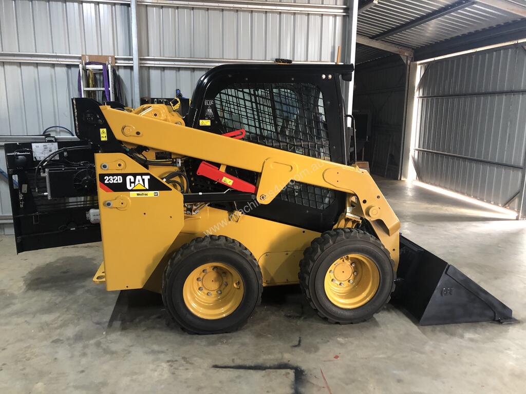 Used 2016 Caterpillar 232D Wheeled SkidSteers in , - Listed on Machines4u