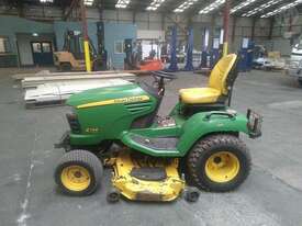 John Deere X748 - picture2' - Click to enlarge