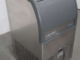 Scotsman EC106 EASYFIT Ice Machine - picture1' - Click to enlarge