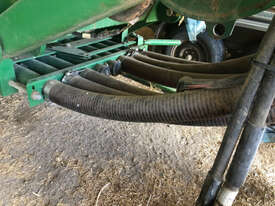 John Deere 787 Air Seeder Cart  - picture2' - Click to enlarge