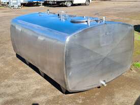 STAINLESS STEEL TANK, MILK VAT 1800 LT - picture0' - Click to enlarge