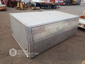 ALUMINIUM UTE CANOPY - picture2' - Click to enlarge