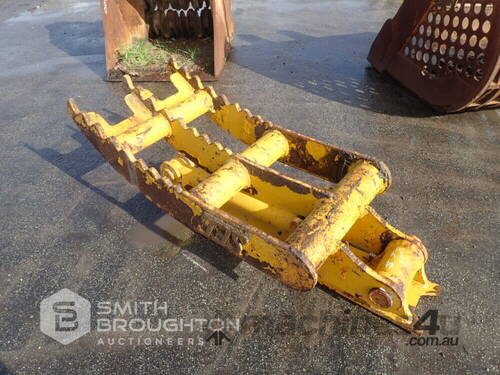 SEC HYDRAULIC GRAB ATTACHMENT TO SUIT EXCAVATOR