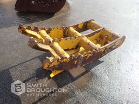 SEC HYDRAULIC GRAB ATTACHMENT TO SUIT EXCAVATOR - picture0' - Click to enlarge