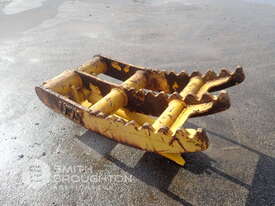 SEC HYDRAULIC GRAB ATTACHMENT TO SUIT EXCAVATOR - picture1' - Click to enlarge