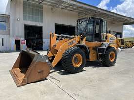 2016 CASE 721F Wheel Loader  - picture0' - Click to enlarge