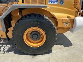 2016 CASE 721F Wheel Loader  - picture2' - Click to enlarge