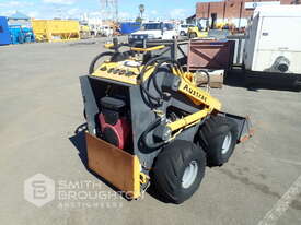 AUSTRAC MINI SKID STEER LOADER - picture0' - Click to enlarge