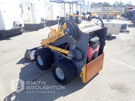 AUSTRAC MINI SKID STEER LOADER - picture2' - Click to enlarge