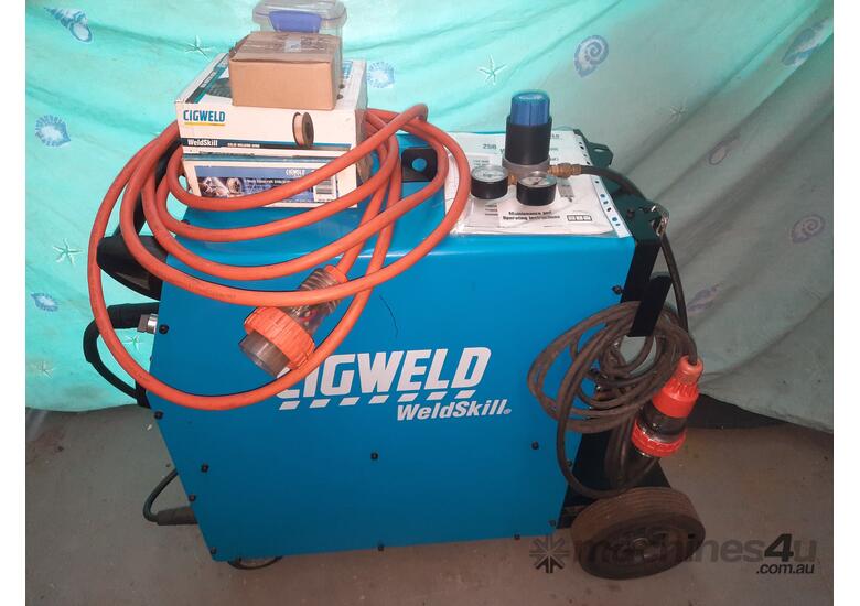Used 2013 cigweld WELDSKILL 350 Mig Welder in , Listed on Machines4u