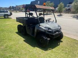 Side by side 6x6 Polaris Ranger 800CC Ex-govt - picture2' - Click to enlarge