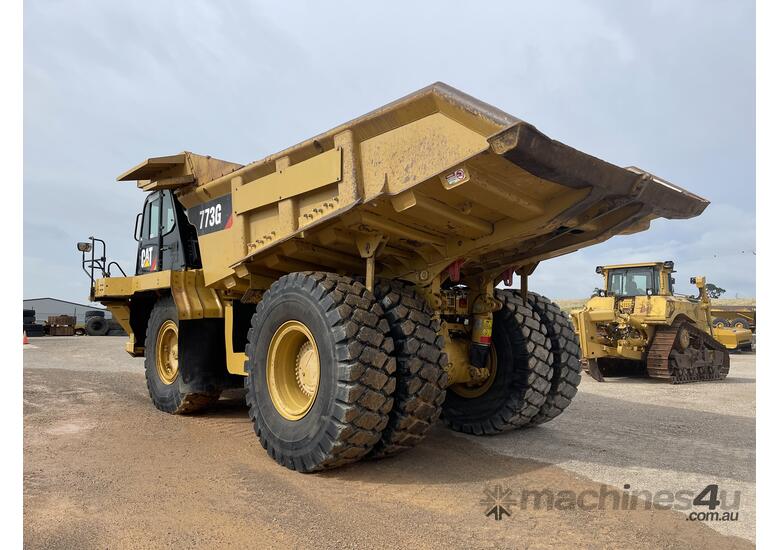 Used 2011 Caterpillar 773G Dump Trucks in , - Listed on Machines4u