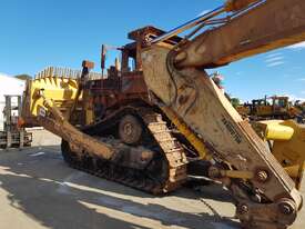 2006 Burnt Caterpillar D9T Bulldozer *DISMANTLING* - picture2' - Click to enlarge