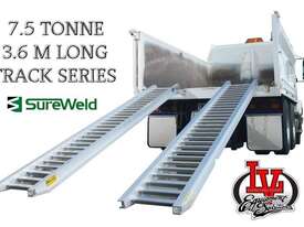 SUREWELD 7.5T LOADING RAMPS 7/7536T TRACK SERIES - picture3' - Click to enlarge