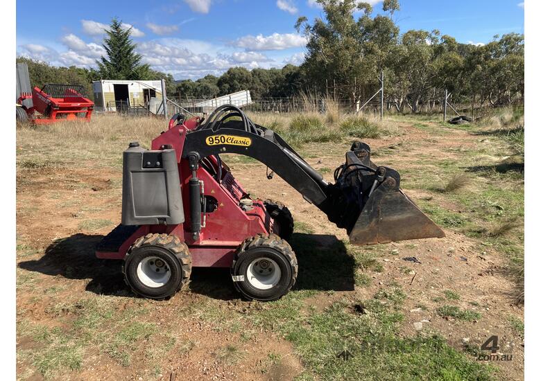 Used Dingo Australia Dingo mini digger loader Wheeled Mini loaders in