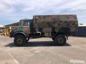 1985 Mercedes Benz Unimog UL1700L - picture1' - Click to enlarge