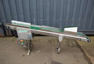 Stainless Steel Motorised Incline Belt Conveyor - 2m long - Deetech