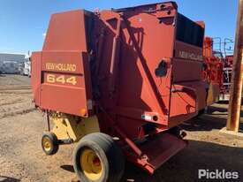 New Holland 644 Silage Special Round Baler - picture1' - Click to enlarge