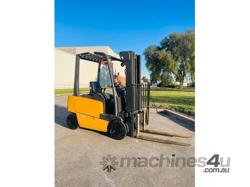 JUNGHEINRICH 1.6T ELECTRIC FORKLIFT CONTAINER MAST SIDE SHIFT