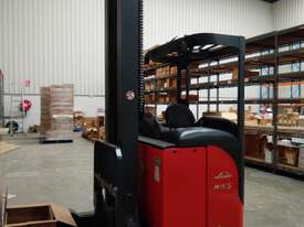 R16-115 Integrated Side-Shift Linde Forklift - picture0' - Click to enlarge