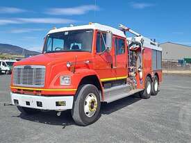 Freightliner FL80 - picture1' - Click to enlarge