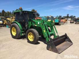 John Deere 5085M - picture0' - Click to enlarge